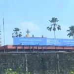 ತಹಶೀಲ್ದಾರ್​​ರಿಂದ ಕಿರುಕುಳ ಆರೋಪ: ತಾಲೂಕು ಕಚೇರಿ ಮುಂಭಾಗವೇ ಆತ್ಮಹತ್ಯೆಗೆ ಯತ್ನಿಸಿದ ಶಿರಸ್ತೇದಾರ್